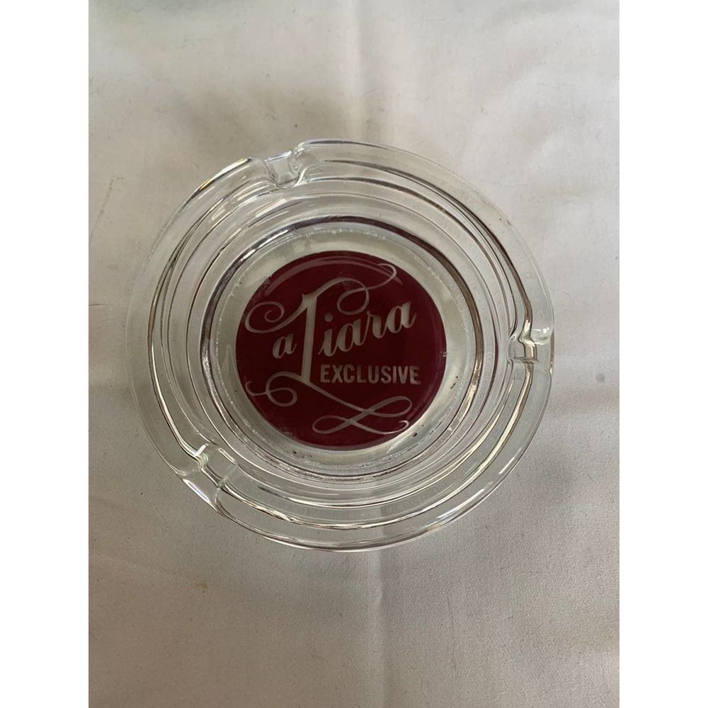 Vintage tiara exclusive ash tray